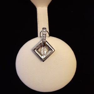 14k white gold Diamond Pendant